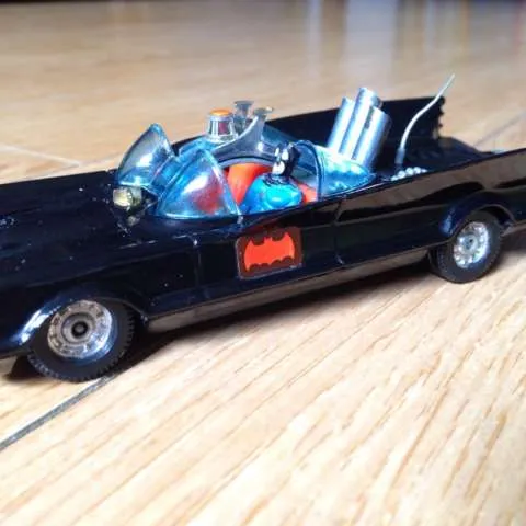 Vintage Batmobile - Corgi - 1960's photo 1