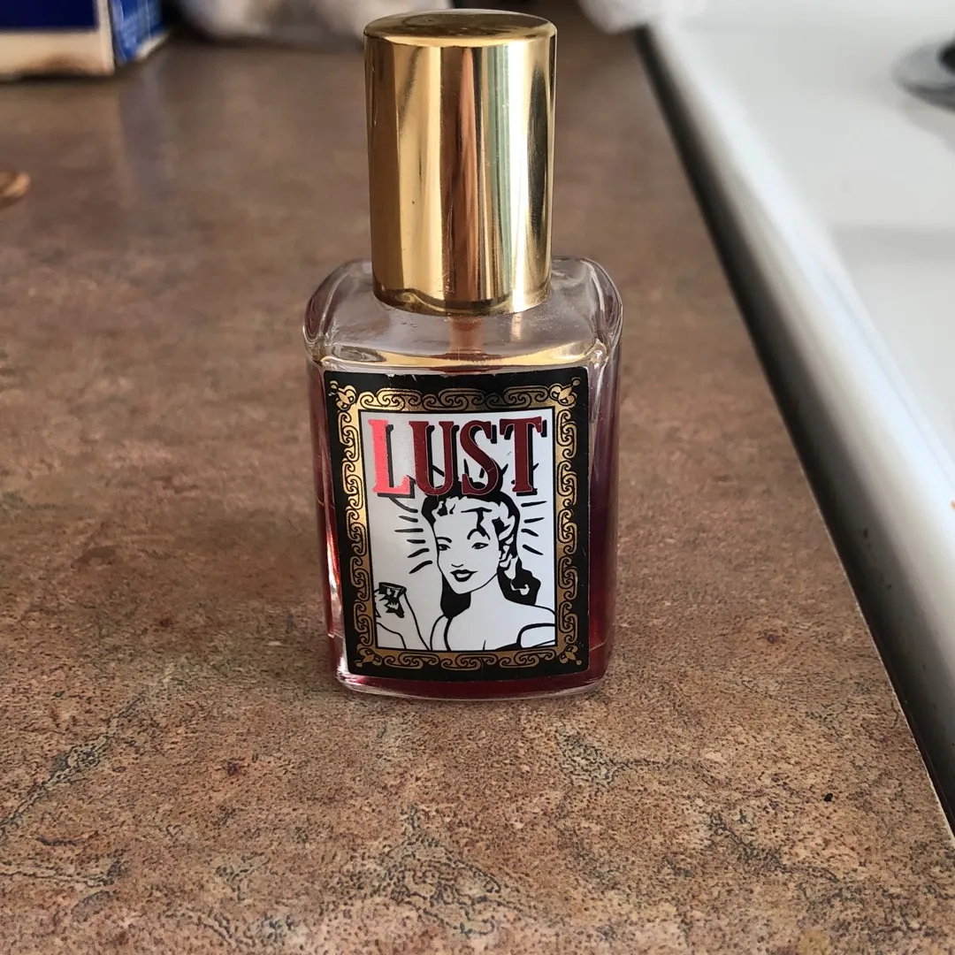 Lust Perfume from Lush photo 1