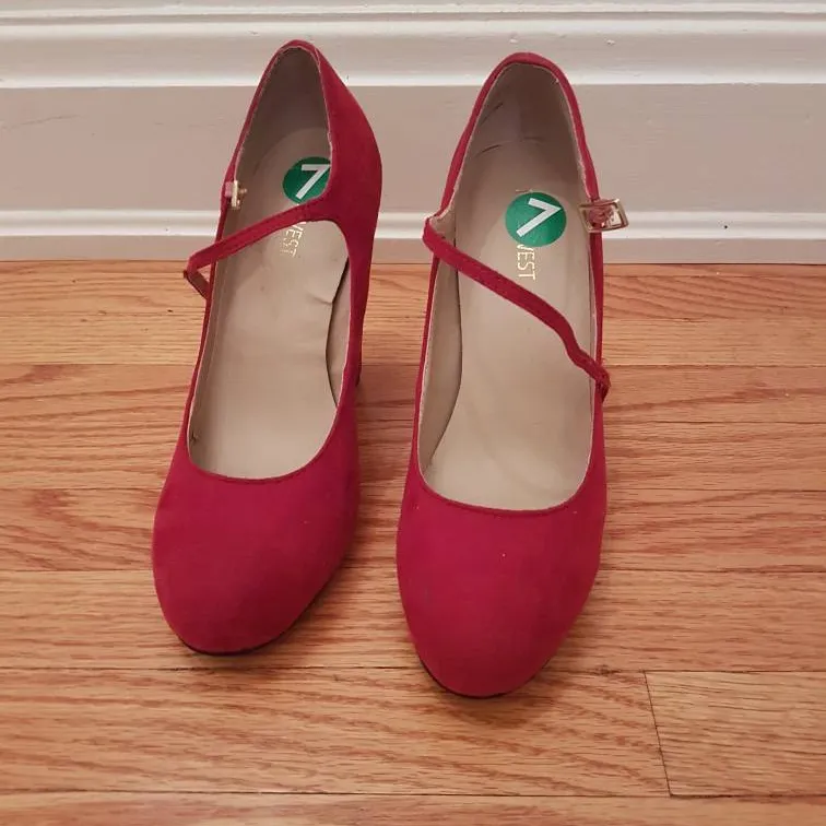 Cherry Red Pumps photo 1