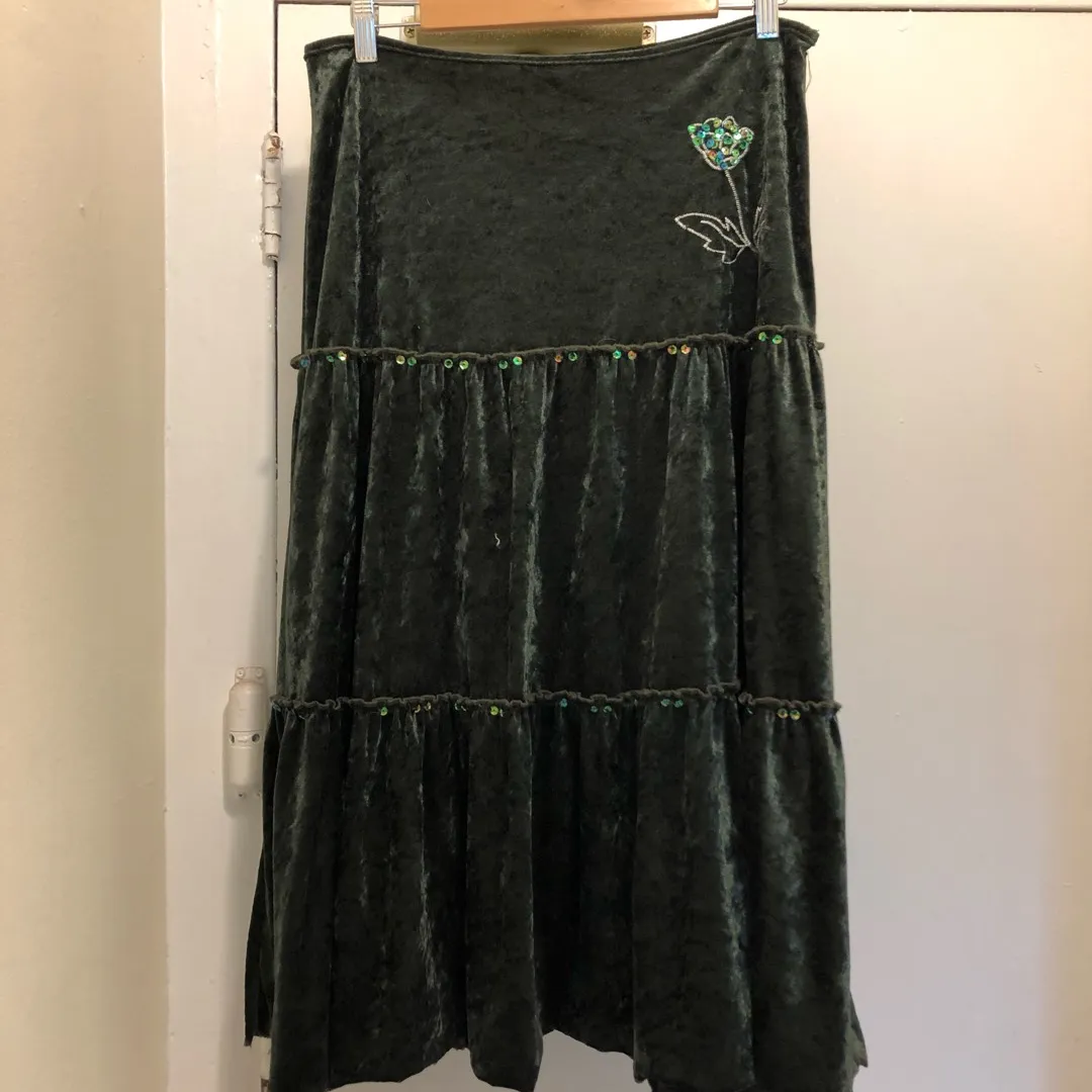 Green Velvet Peasant Skirt: Size M-L photo 1
