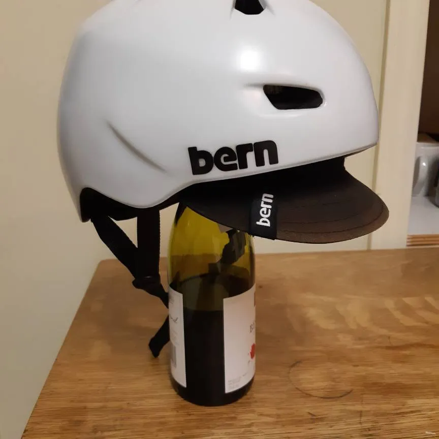 BERN Brentwood helmet w/visor photo 1