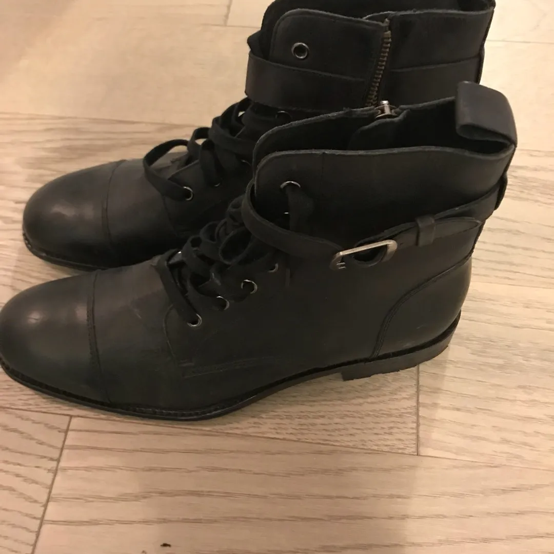 New Banana Republic Men’s Black Leather Boots (9.5) photo 1