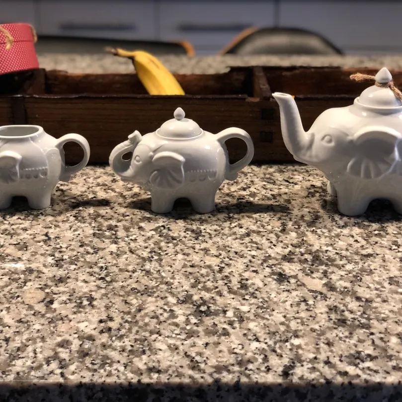Elephant tea Set photo 1