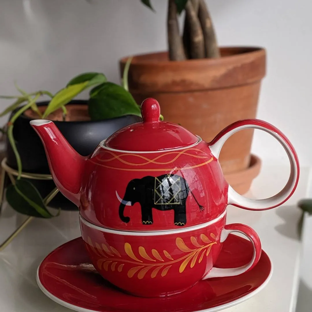 Elephant Teapot & Cup photo 1