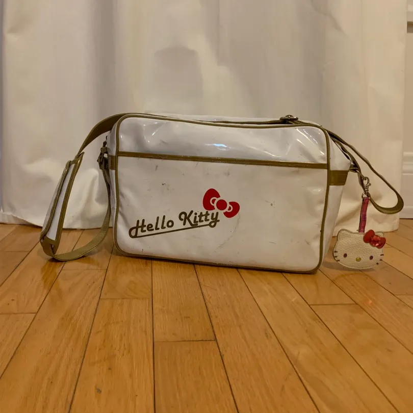 Authentic Hello Kitty Bag photo 1