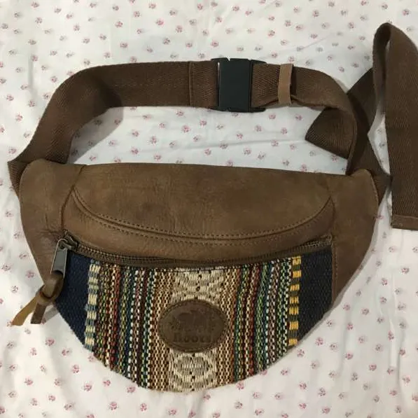 Roots Leather Fanny Pack photo 1