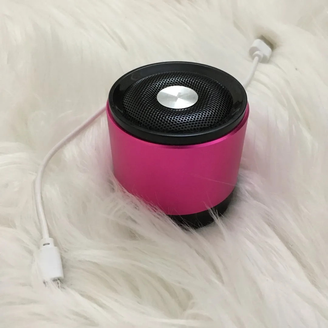 Bluetooth Speaker photo 1