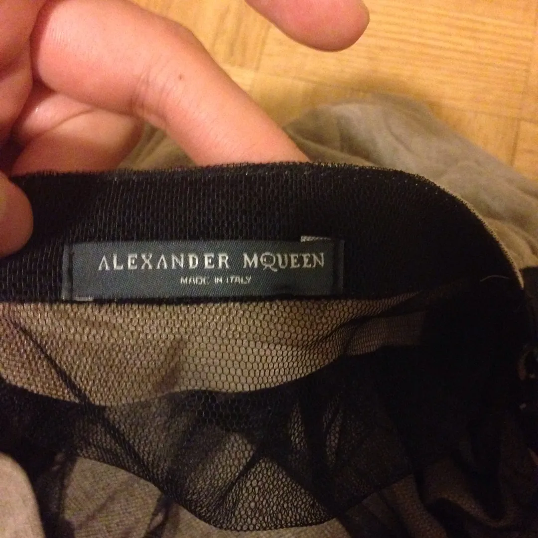Alexander McQueen Vest Size Medium. photo 4