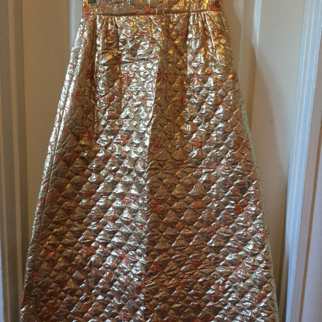 Fabulous High Waisted Gold Vintage Skirt photo 1