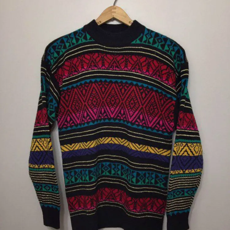 Repost - Vintage Sweater - Sz M photo 1