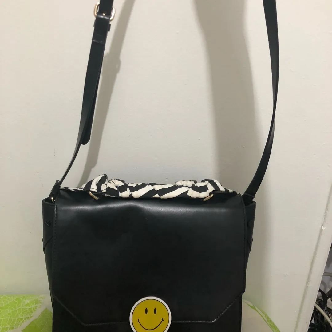 Zara Crossbody Side Bag - Black photo 3