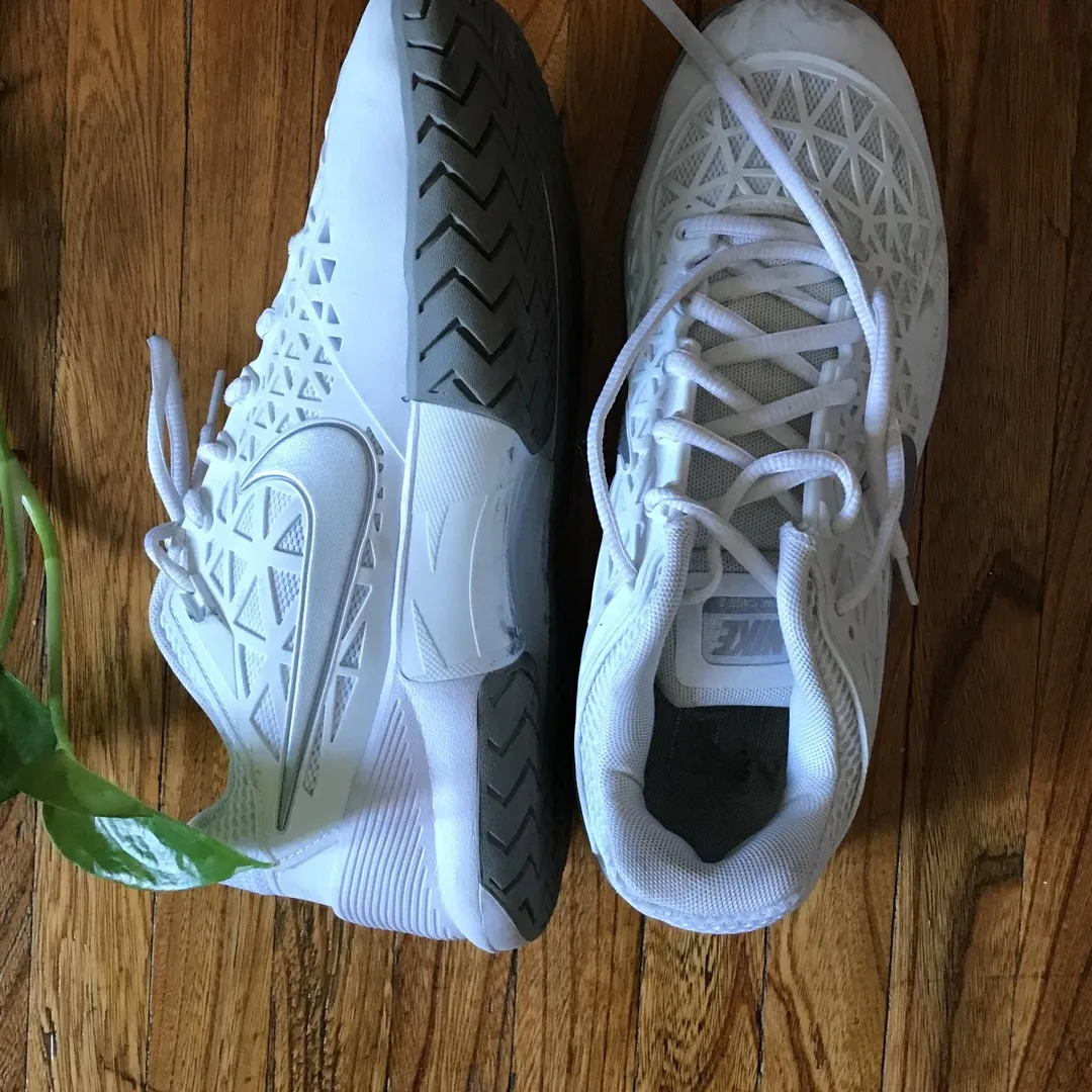 Nike Zoom 7.5 Women’s Tennis Shoes photo 1