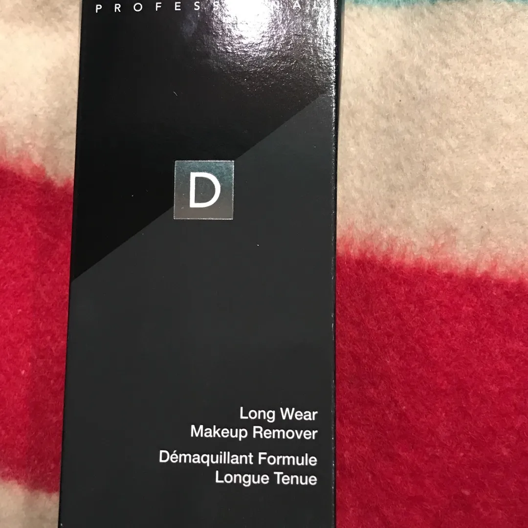 Dermablend Makeup Remover photo 1