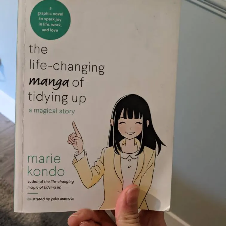 Marie Kondo Manga Book photo 1