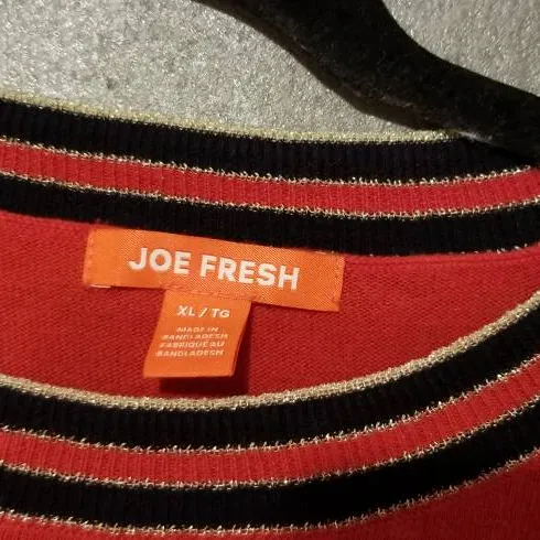 Red Joe Fresh Sweater photo 3