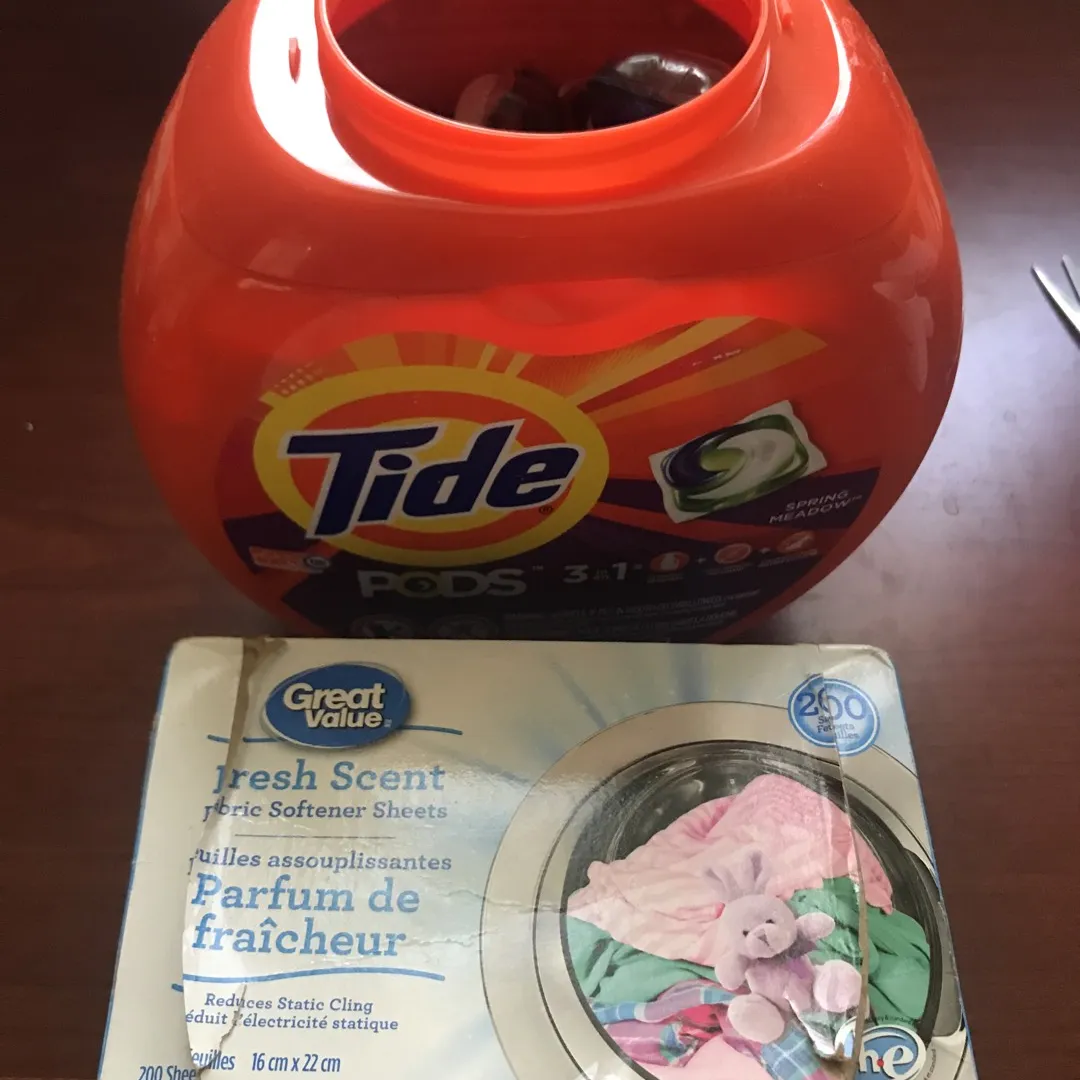 Tide Pods and dryer sheets photo 1