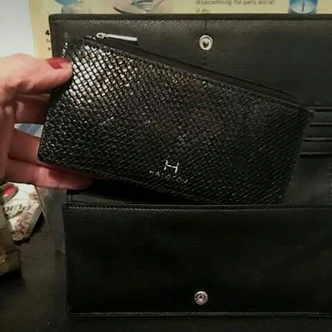 Halston Wallet - Real Leather Authentic photo 3