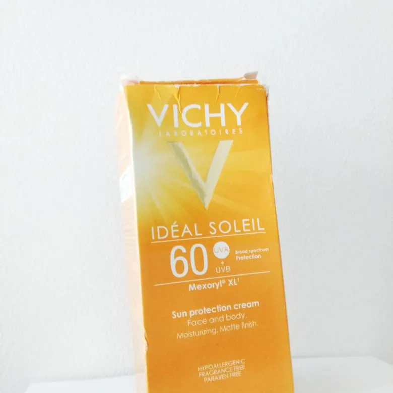 Vichy Sunscreen photo 1