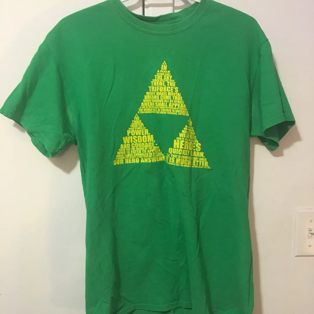 Legend Of Zelda Triforce T-shirt photo 1