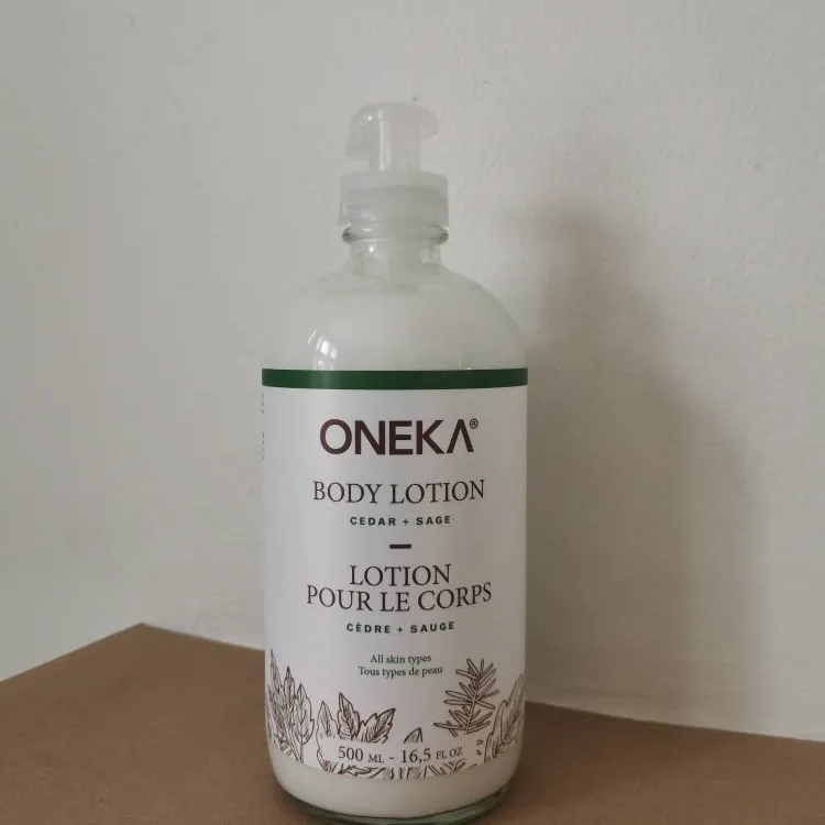 Oneka Cedar Sage Body Lotion photo 1