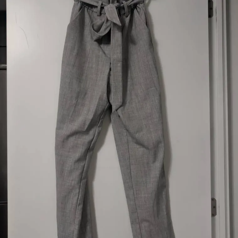 H&M pants photo 1