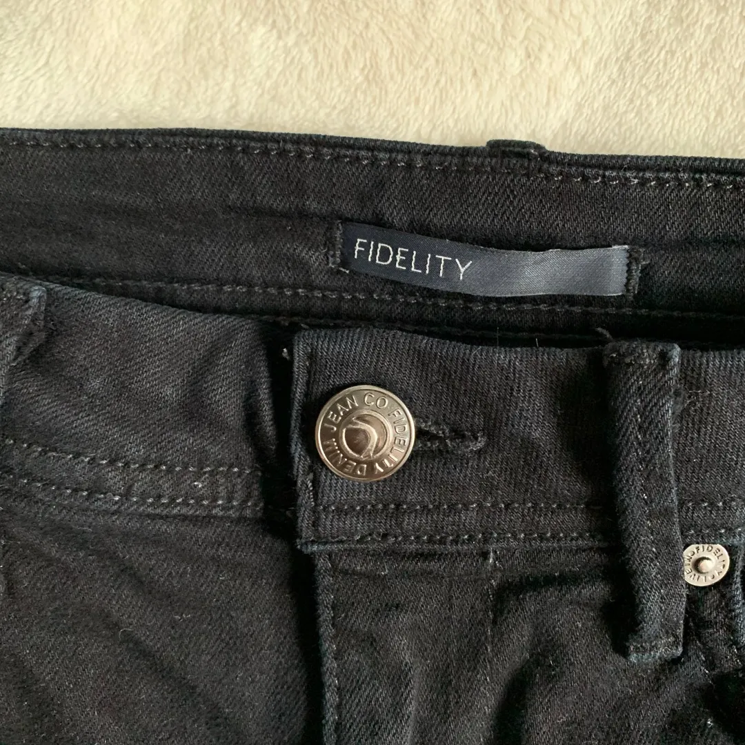 Designer Fidelity Jeans photo 4