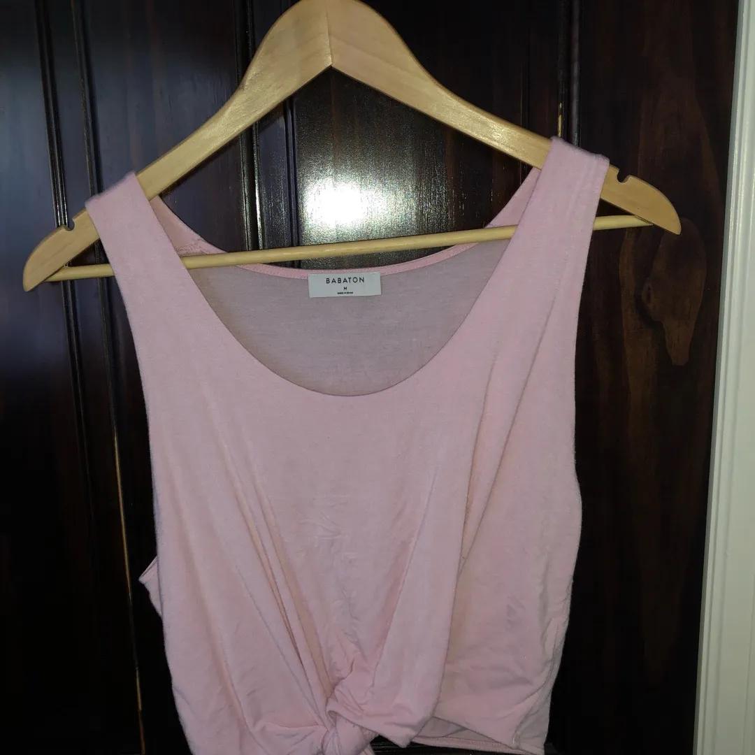 Aritzia Babaton Cropped Front-Tie Top - Light Pink photo 1