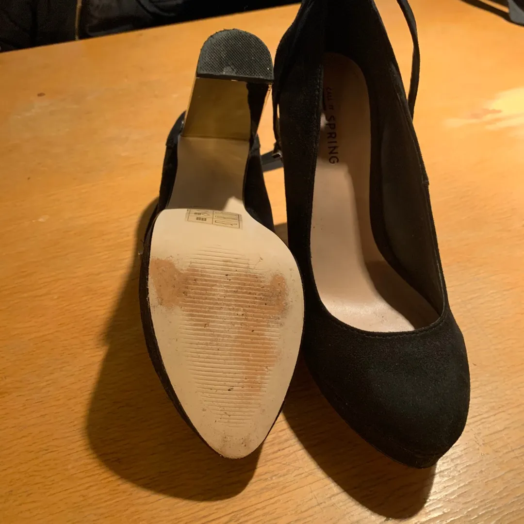 Brand new heels ! photo 4