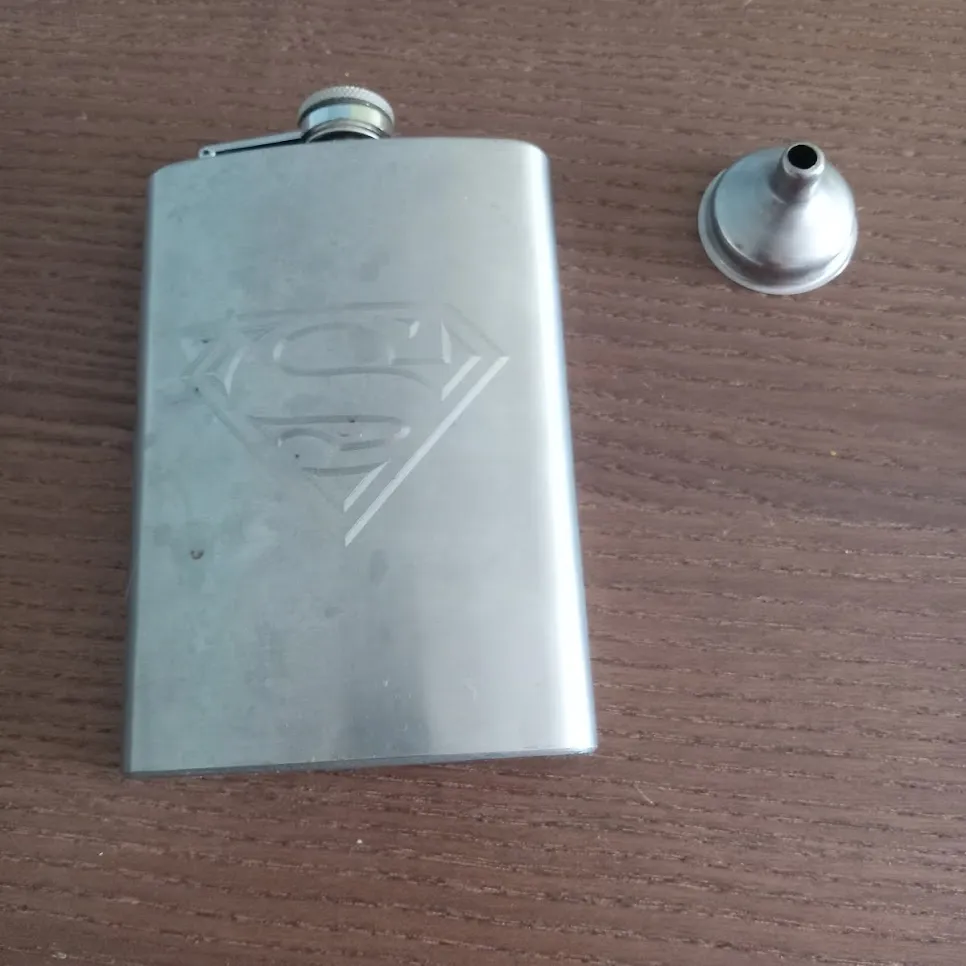 Superman Metal Flask + Funnel photo 1