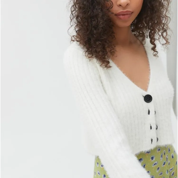 BNWT Urban outfitters cropped cardigan size S photo 4