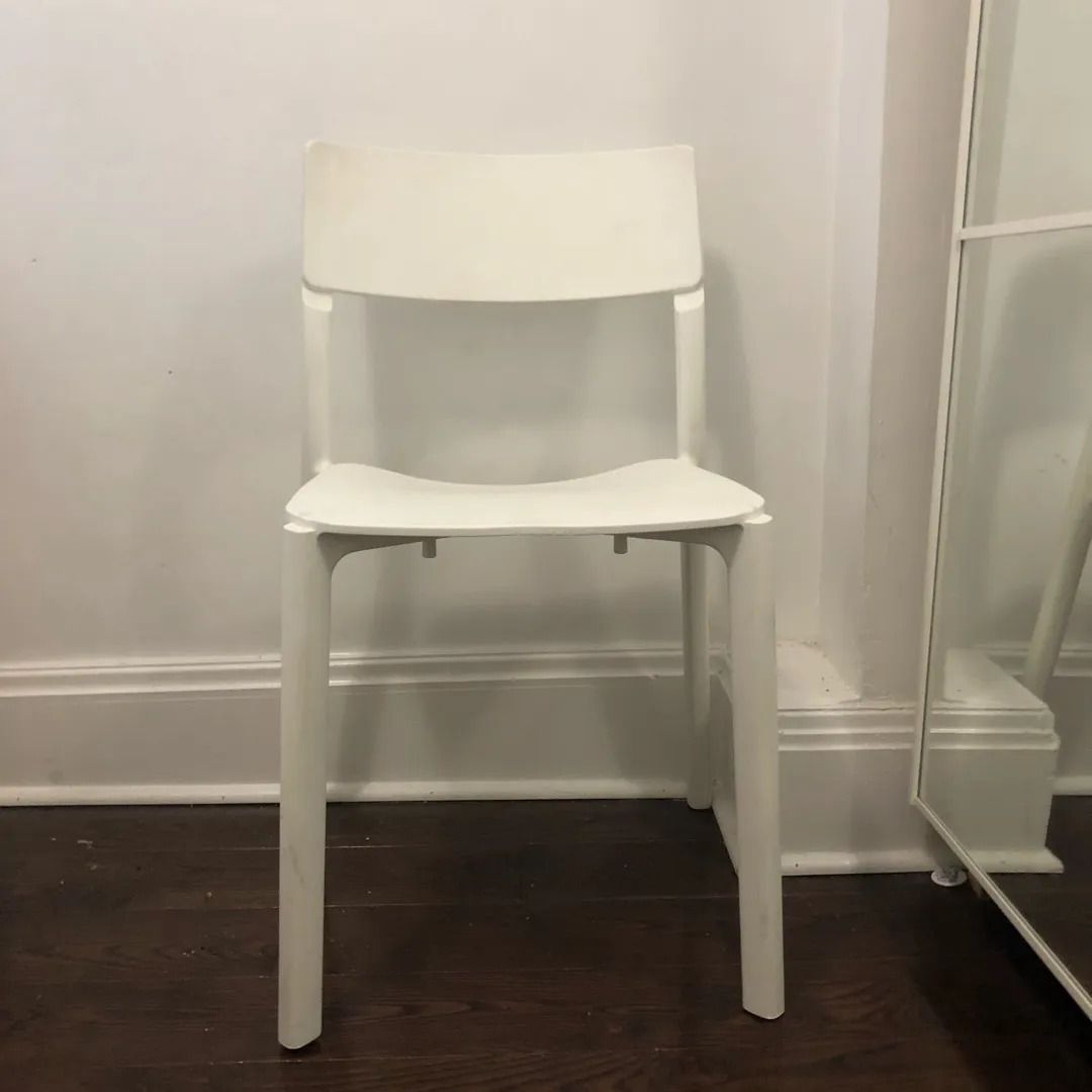 White IKEA chair, 6 Months Old photo 3