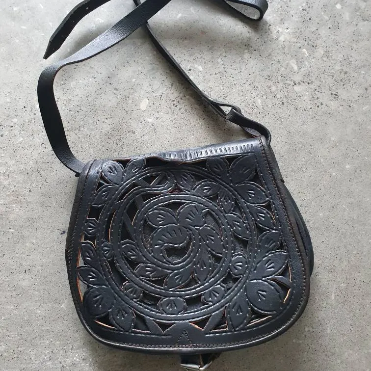 Leather Purse From Morocco photo 1