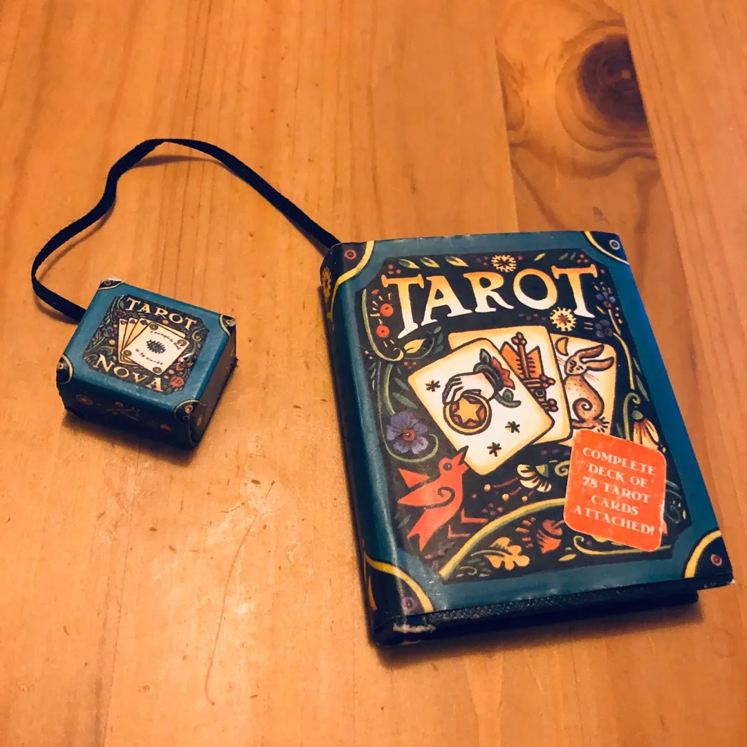 Mini Tarot Book And Card Deck photo 1