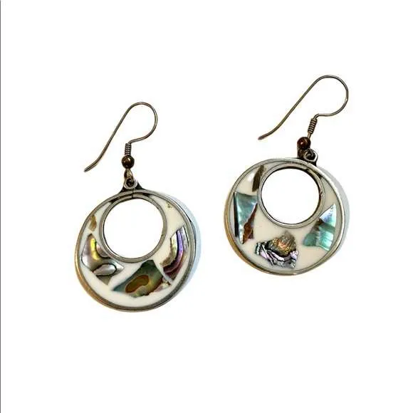 Vintage Silver Round Shell Earrings photo 1