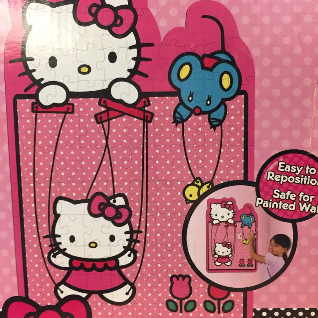 Hello Kitty Wall Puzzle photo 3