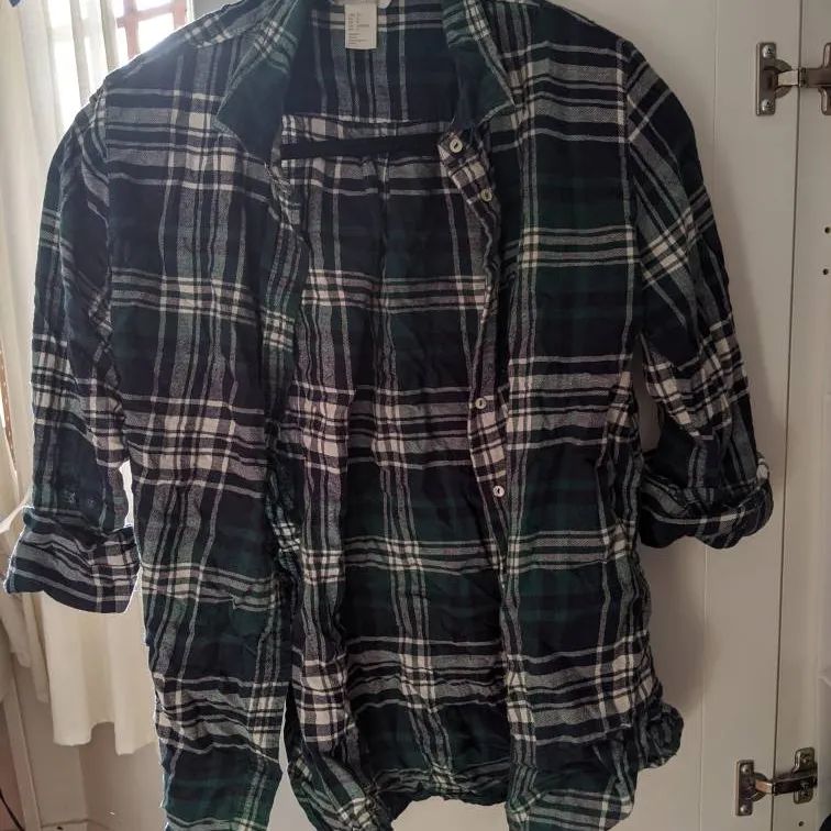 H&M Green Flannel photo 1