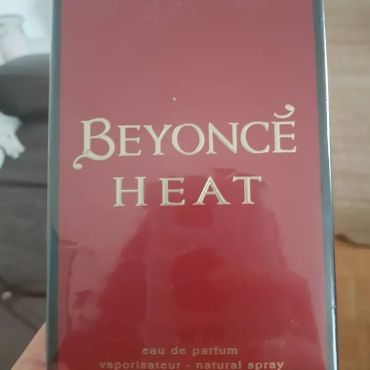 BNIB Beyonce Heat Perfume photo 1