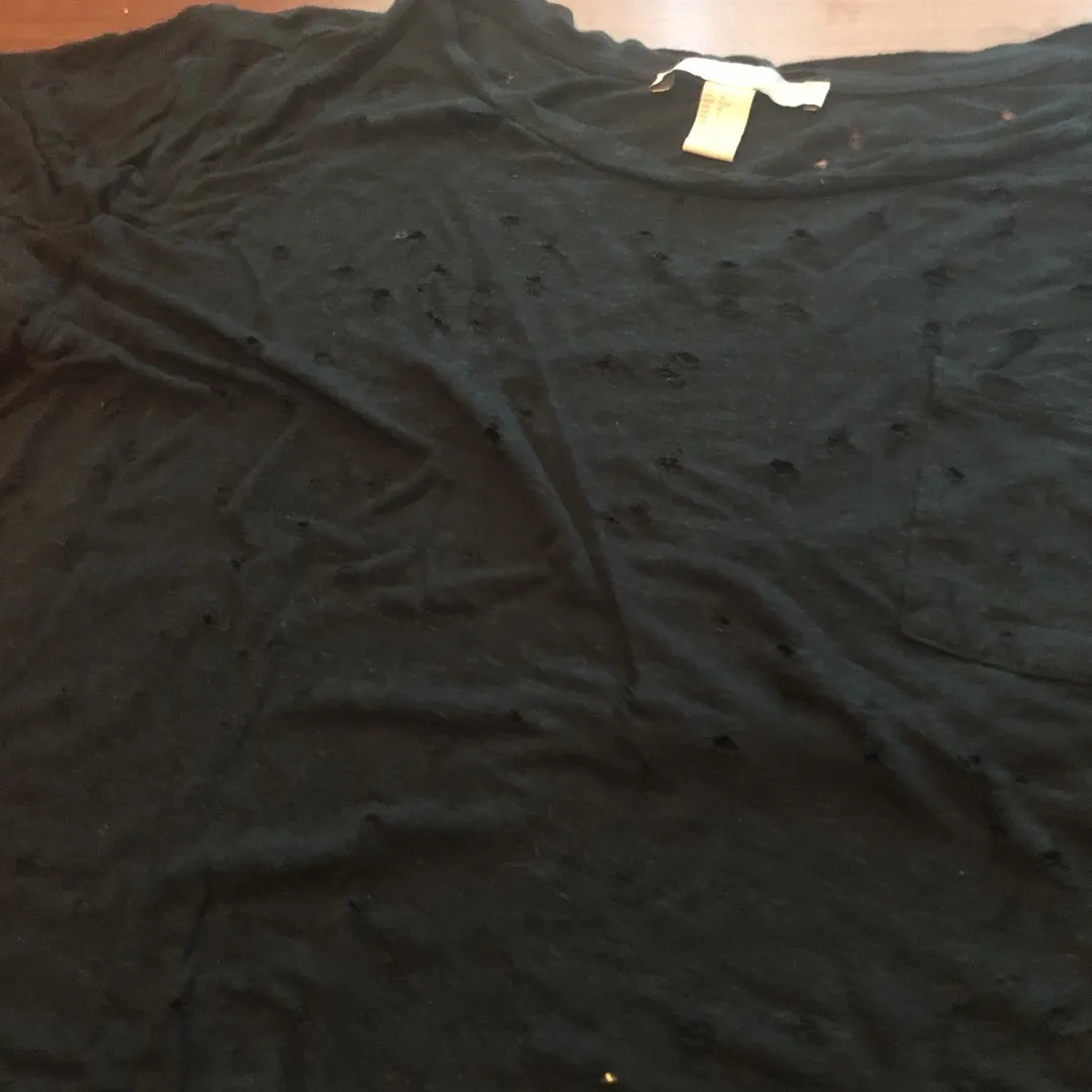 Very Distressed Black T-Shirt With Lots Of Wholes photo 3