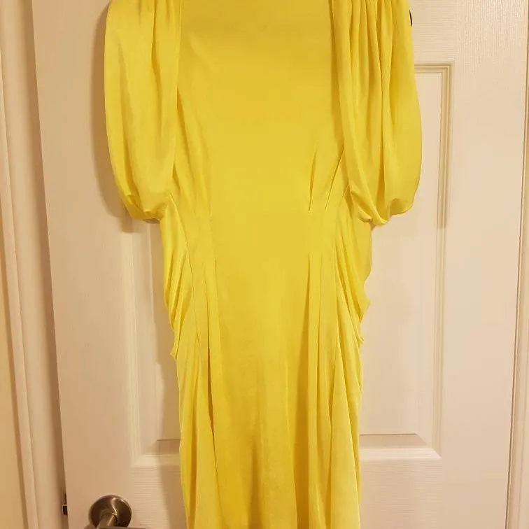 BCBG SMALL Yellow DRESS photo 3