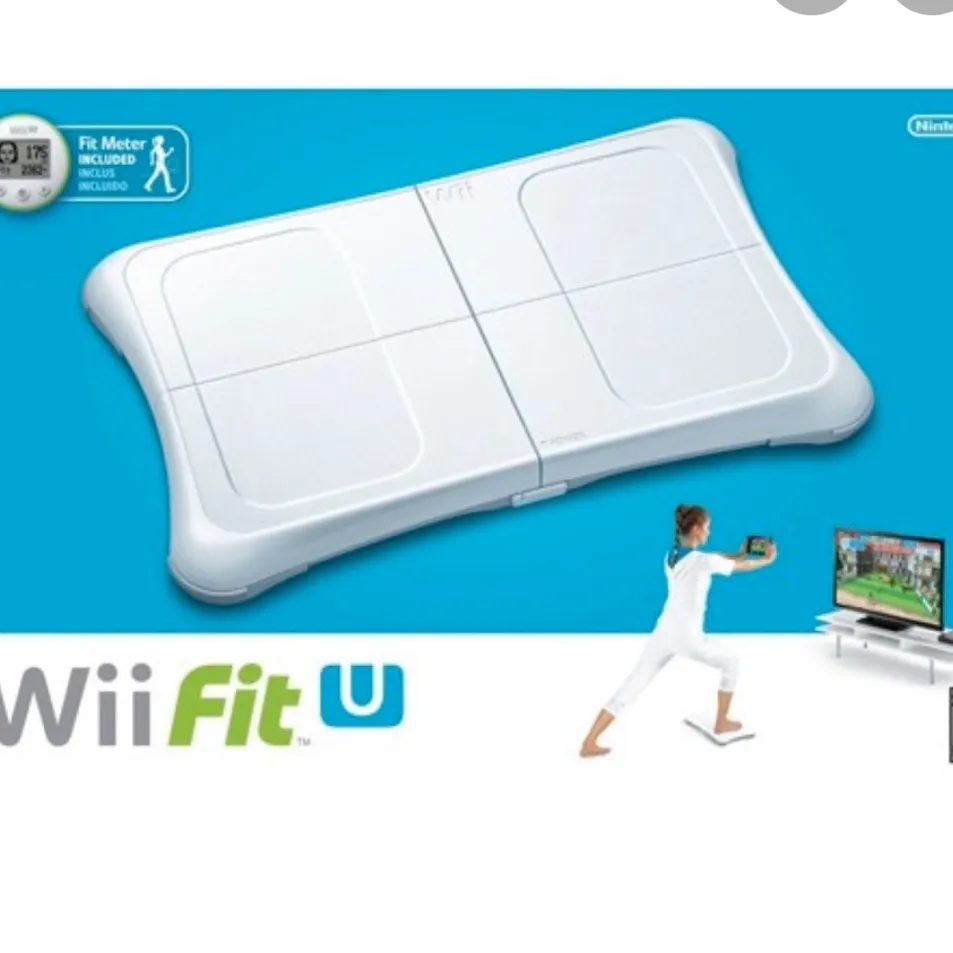 Nintendo Wii Plus Fit Game & Balance Board photo 3