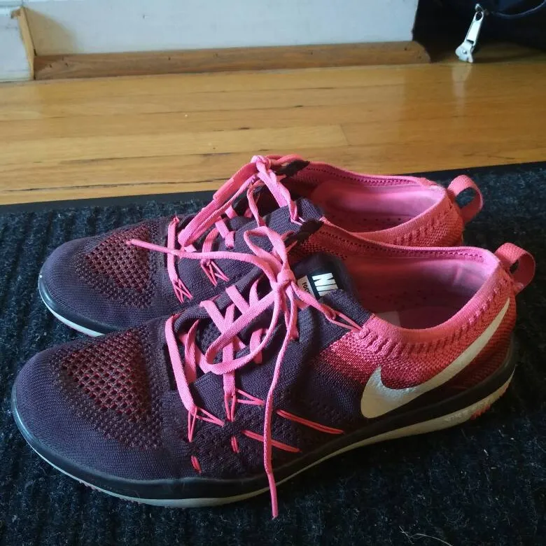 Nike Running Shoes photo 1