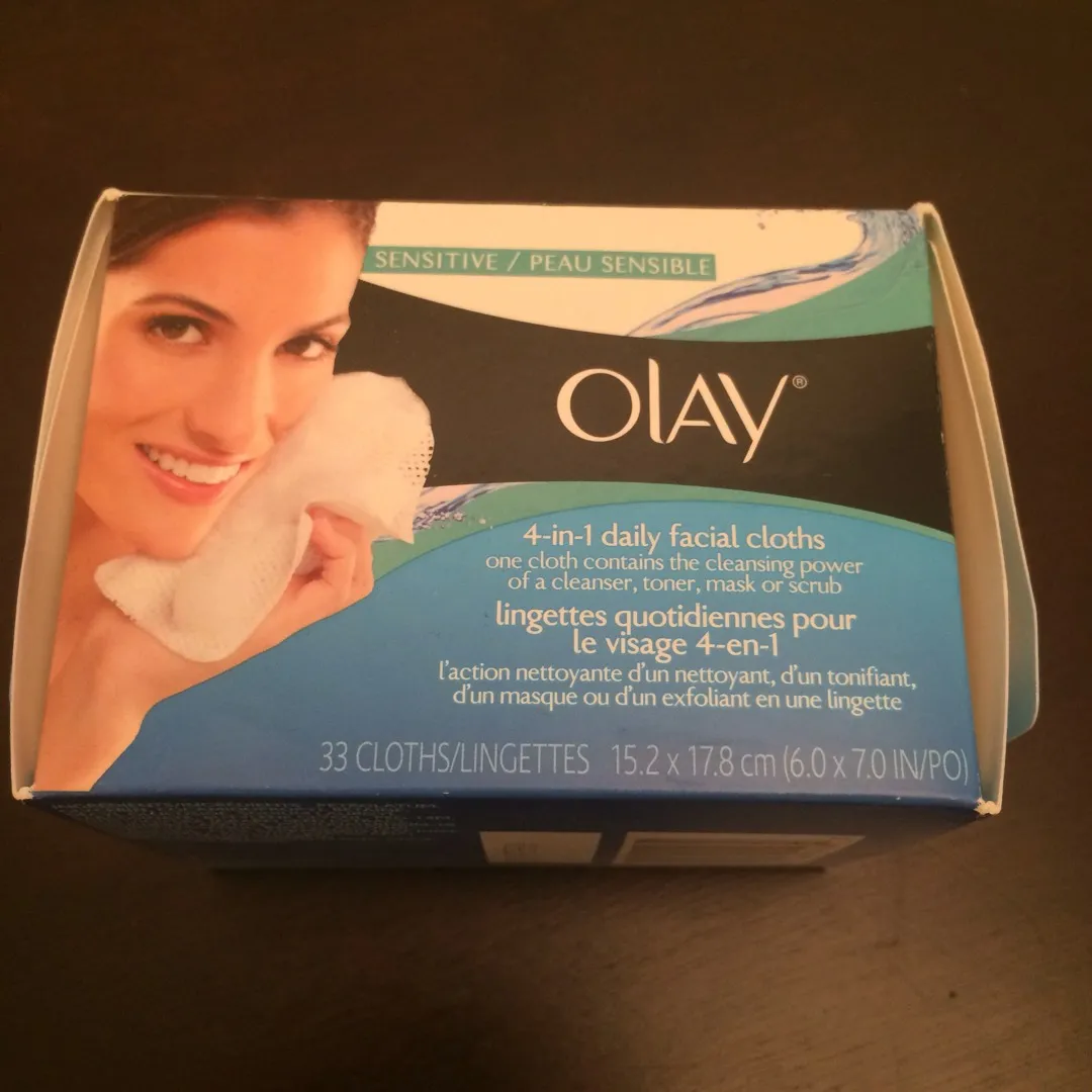 🆓 Olay Cleansing Cloths photo 1