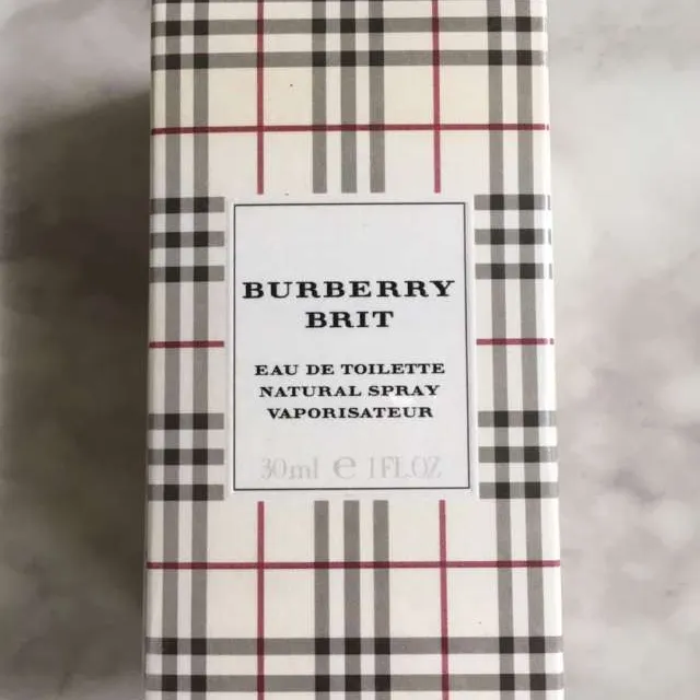 Burberry Brit perfume photo 1