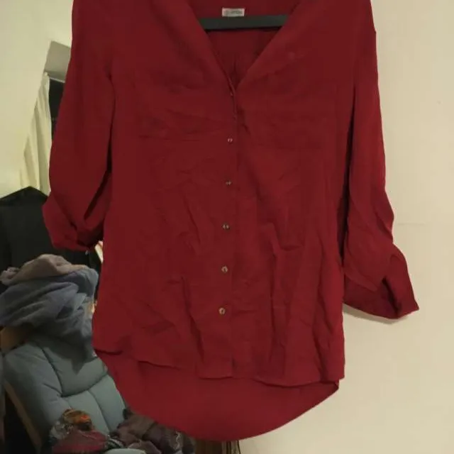 Red Guess Blouse photo 3
