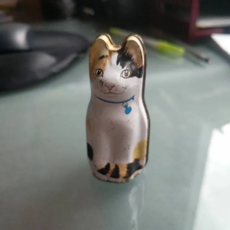 Vantage Cat Tin Box photo 1