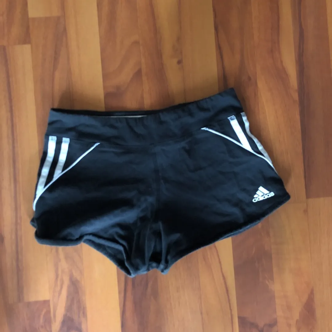 Adidas Tight Fit Shorts Size S photo 1