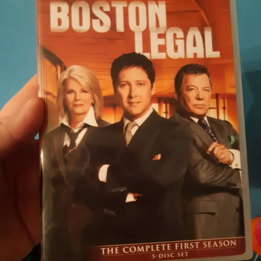 Boston Legal Season 1 photo 1