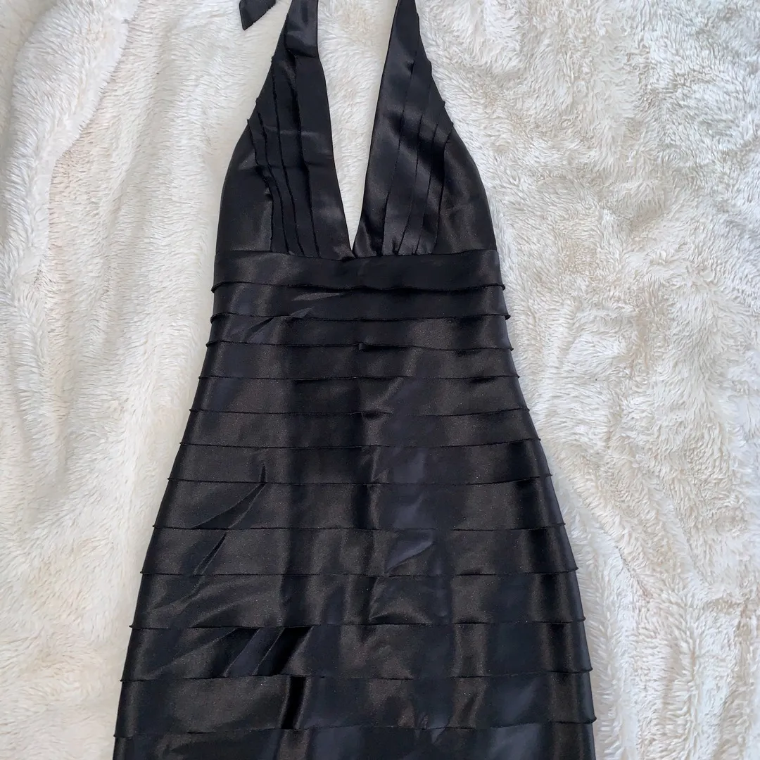 black halter dress photo 1
