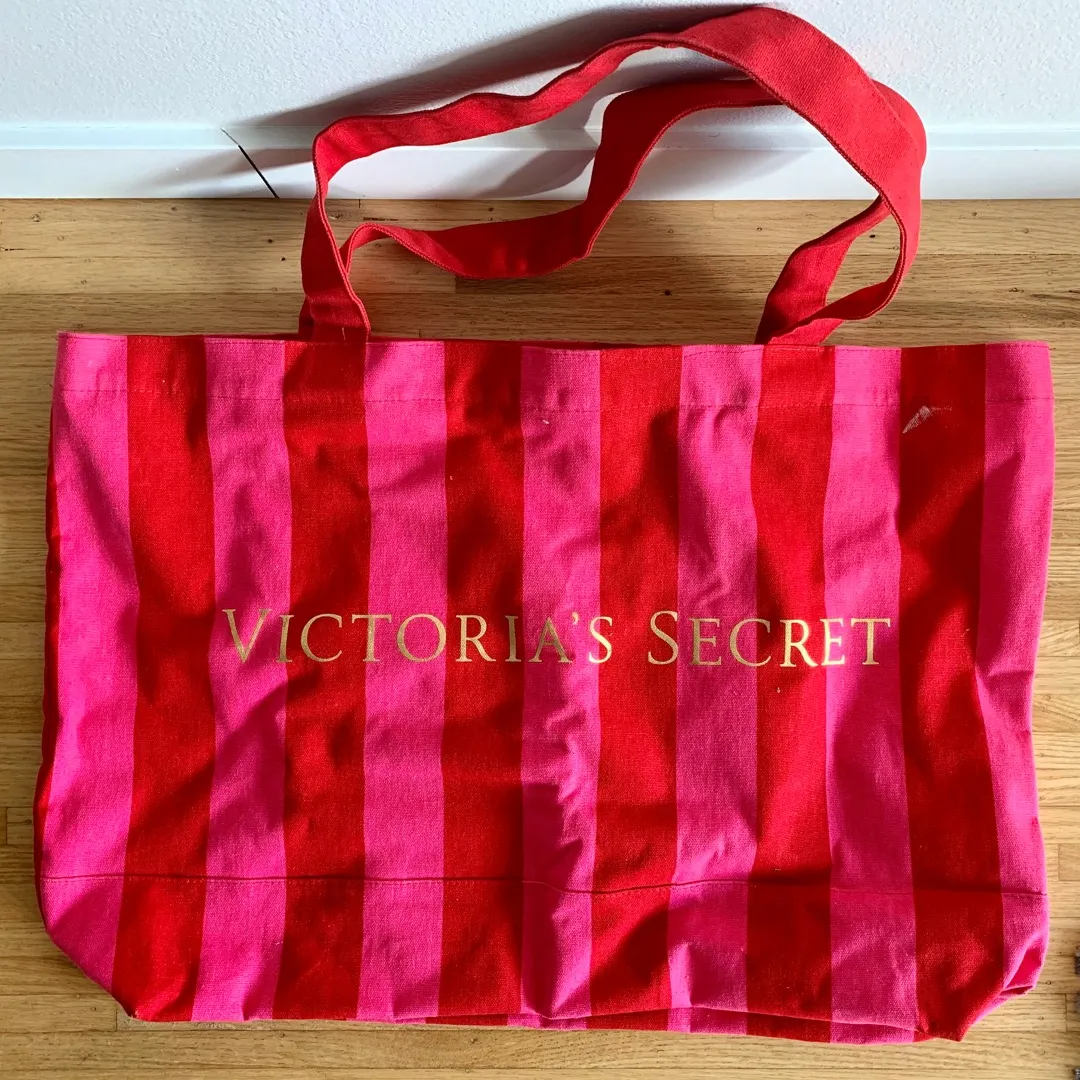 Victoria's Secret Tote Bag photo 1