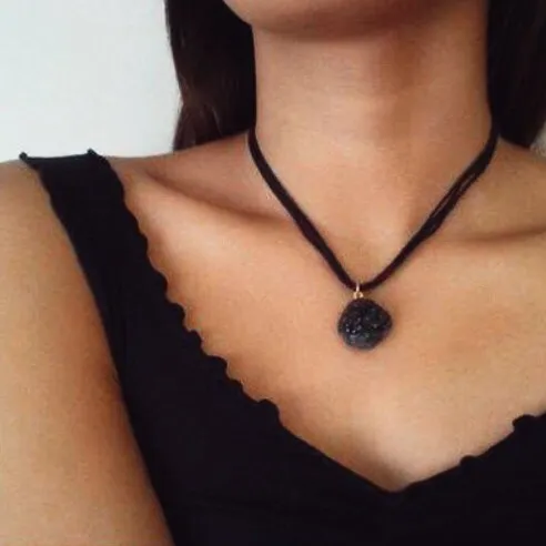Black Geode Crystal Natural Choker Necklace photo 1